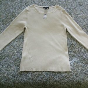 NWT Ann Taylor Sweater in Seasonless Yarn
